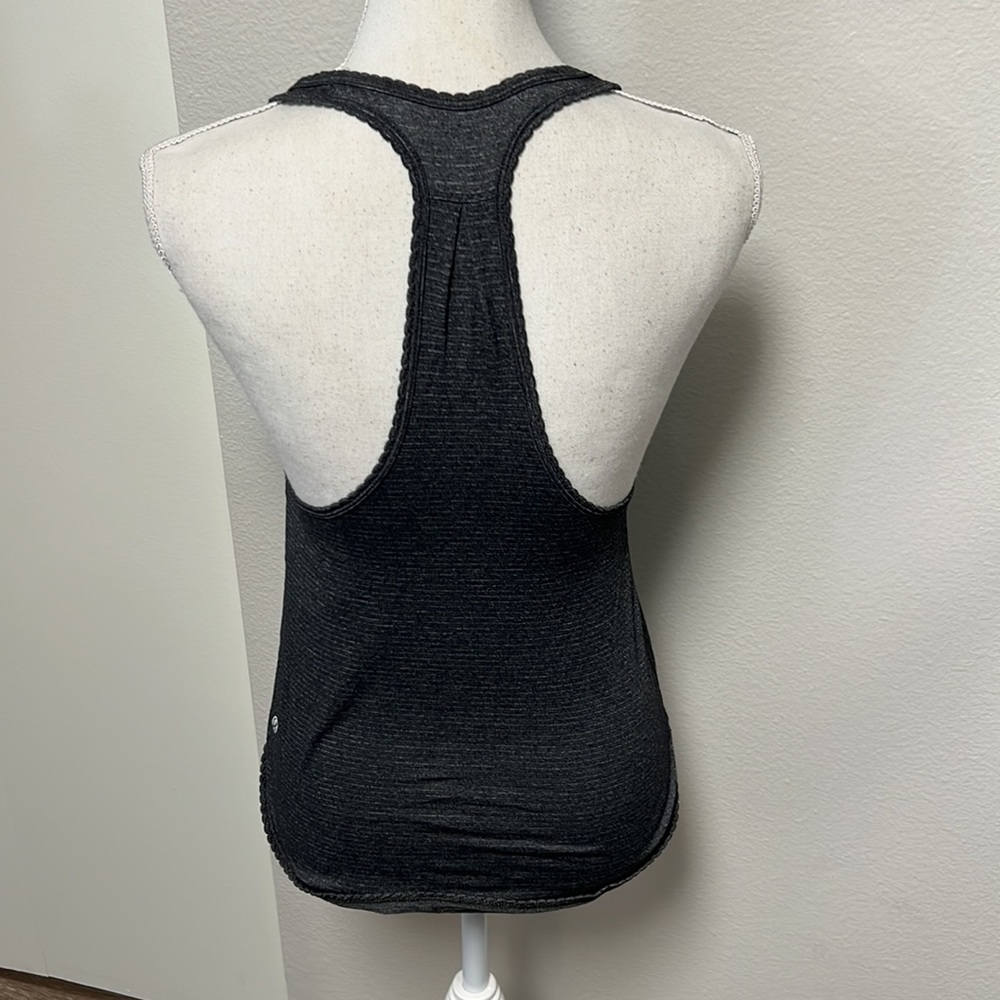 Lululemon top - Picture 5 of 5